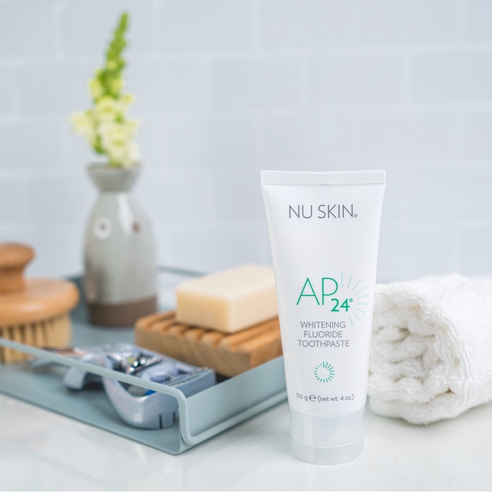 AP 24 Whitening Fluoride Toothpaste - New Sealed $25 Retail